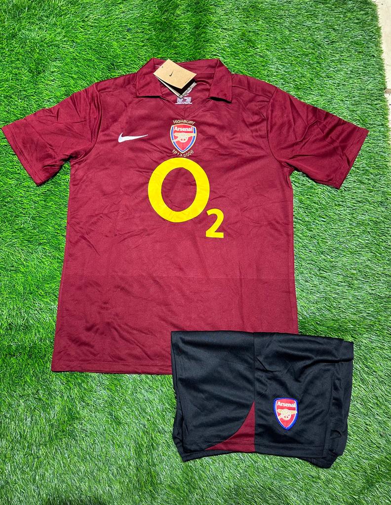 ARSENAL RETRO 2005 JERSEY WITH SHORTS