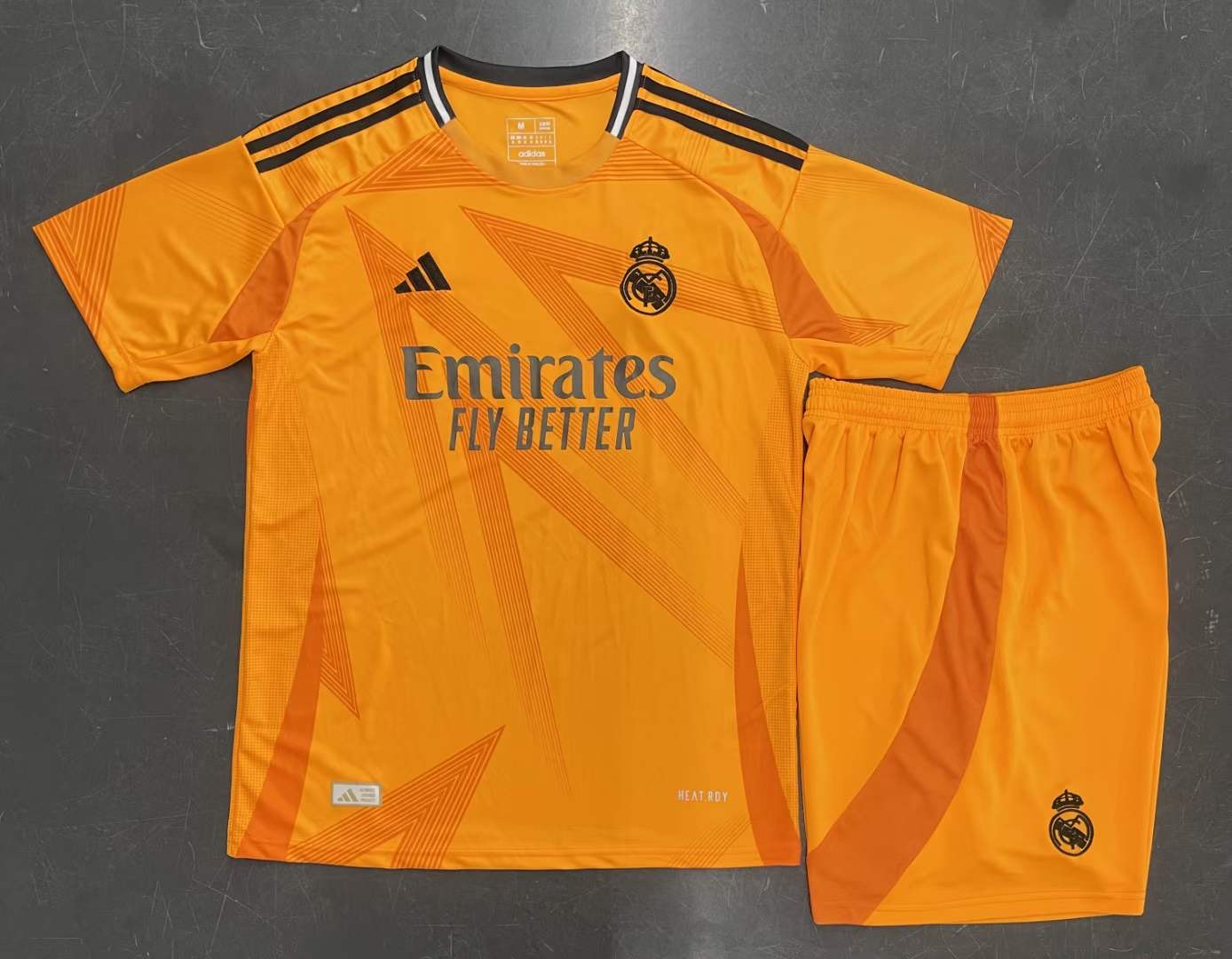 Real Madrid Away 24/25 jersey with Shorts