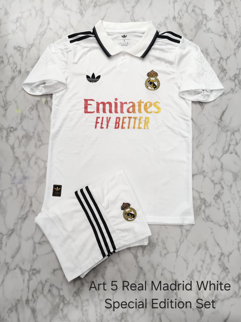 (CUSTOMISED) REAL MADRID ARTICLE 5 WITH SHORTS