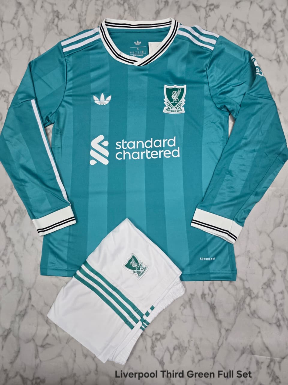 (MEDIUM) LIVERPOOL THIRD FULL SLEEVE WITH SHORTS