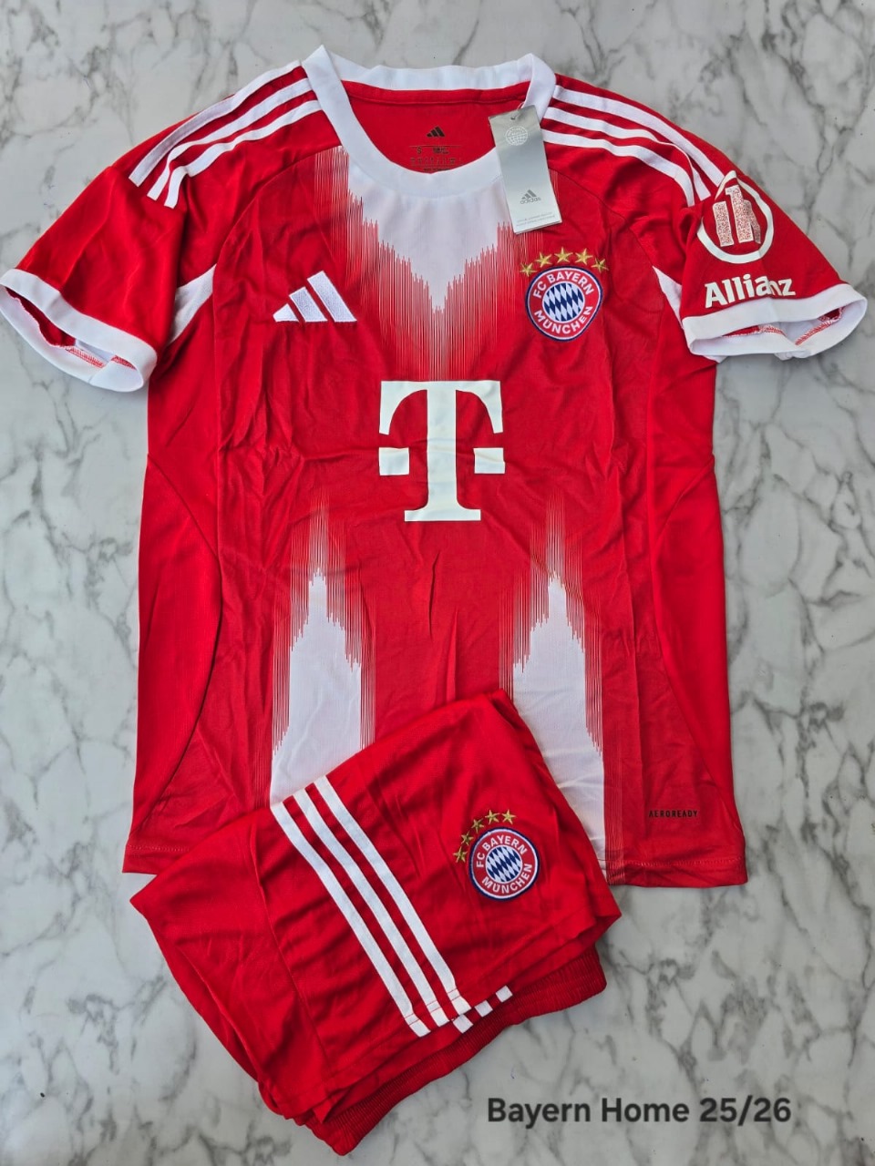 (MEDIUM) BAYERN MUNICH HOME WITH SHORTS
