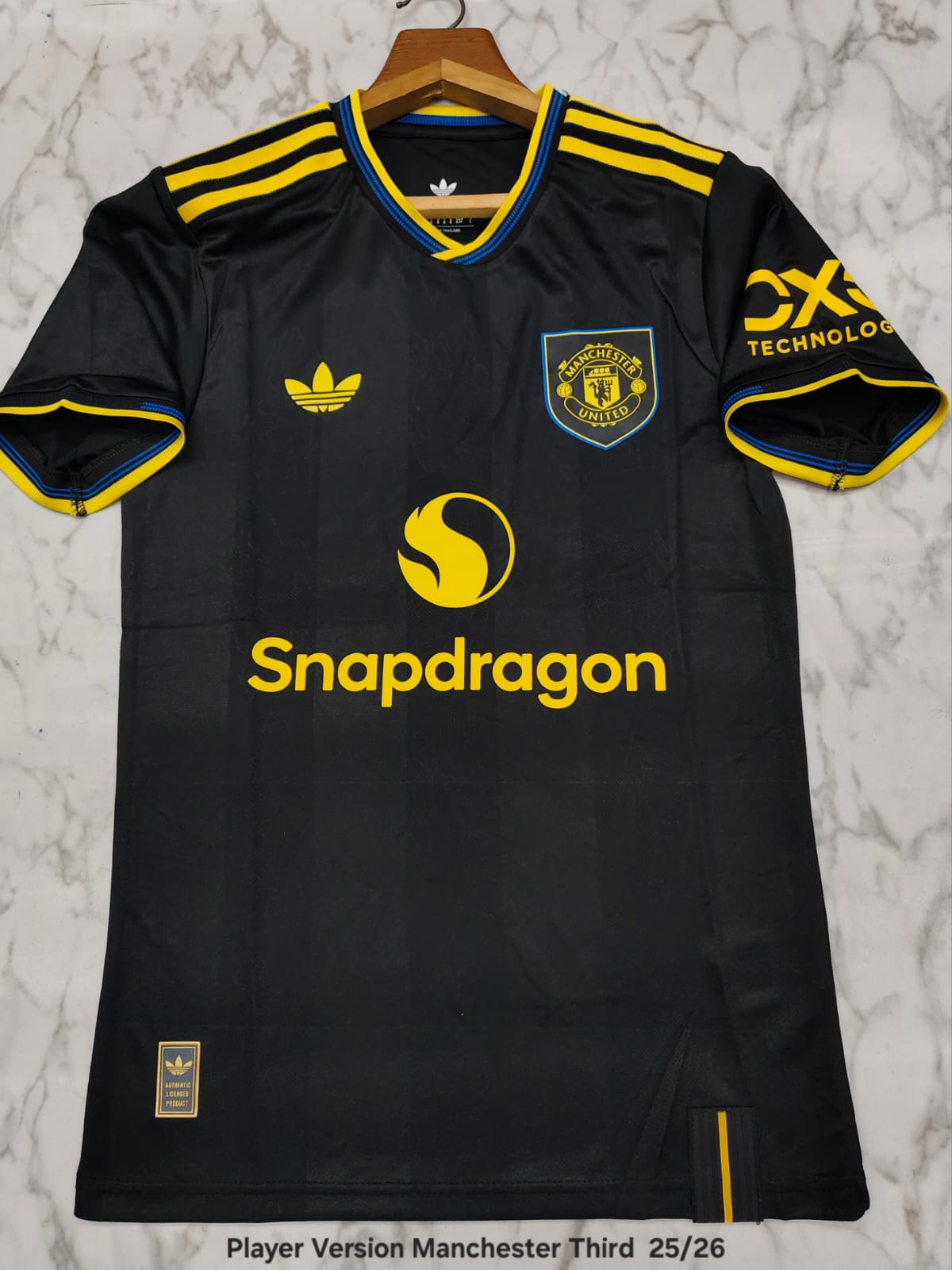 (SMALL) MANCHESTER UNITED THIRD PLAYER VERSION