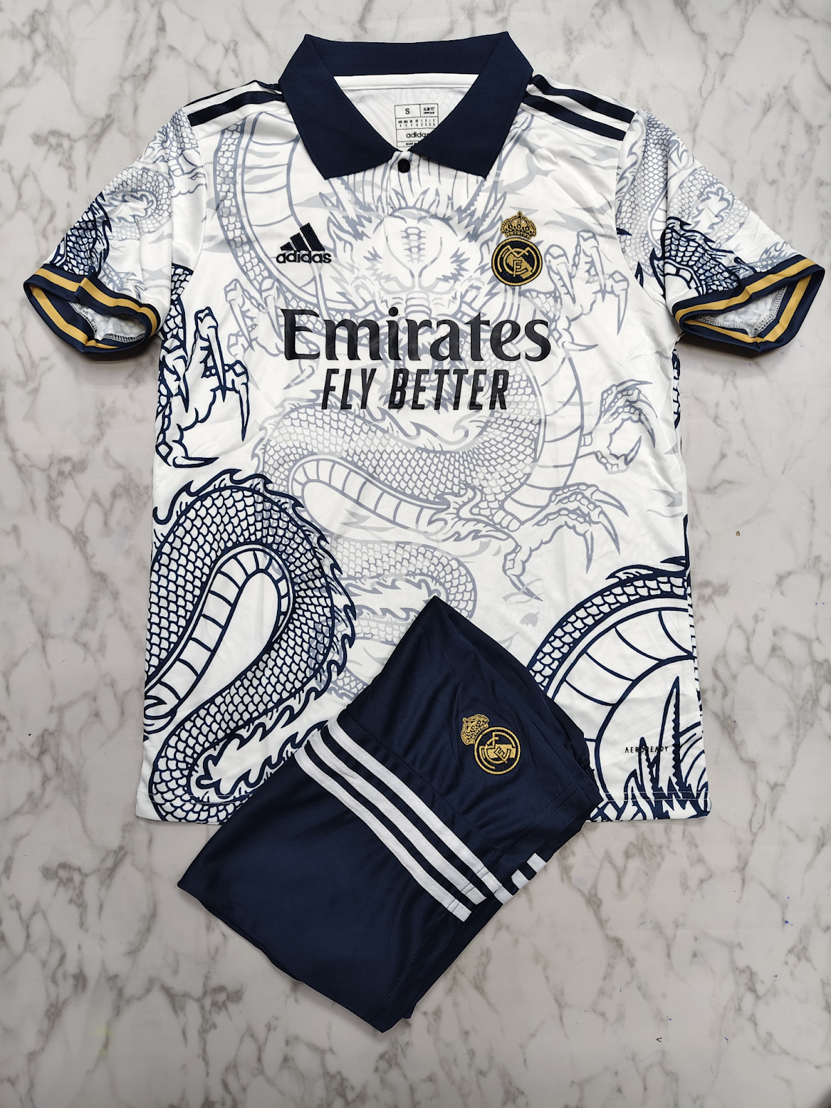 (XL) REAL MADRID WHITE DRAGON WITH SHORTS