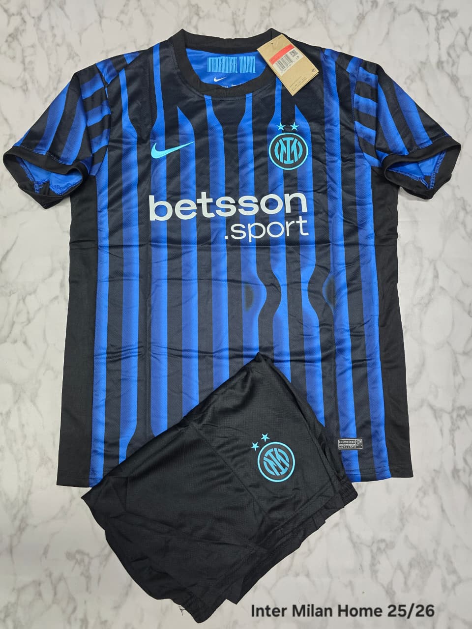 (MEDIUM) INTER MILAN HOME 25/26 WITH SHORTS
