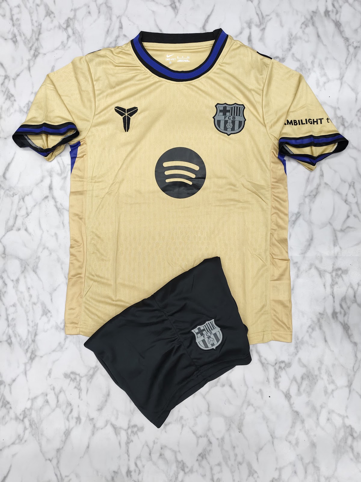 (MEDIUM) BARCELONA AWAY 25/26 WITH SHORTS