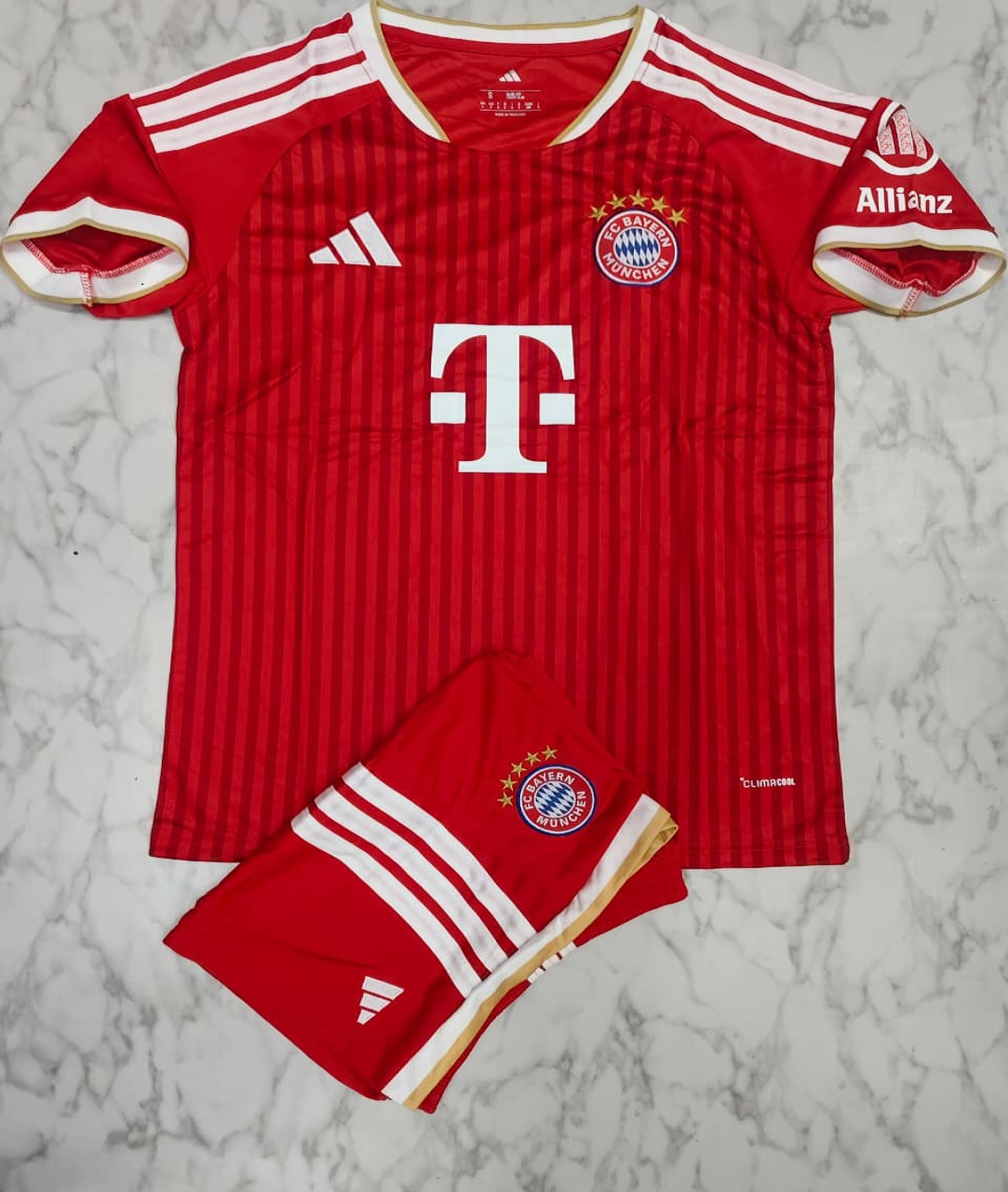 BAYERN MUNICH HOME 26/27 WITH SHORTS